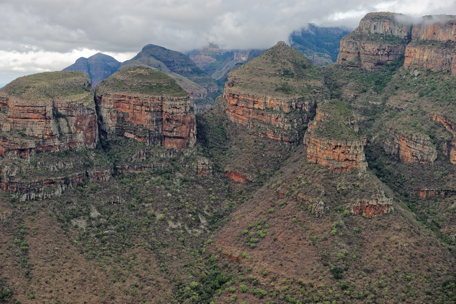 20161111 155101 Three Rondavels